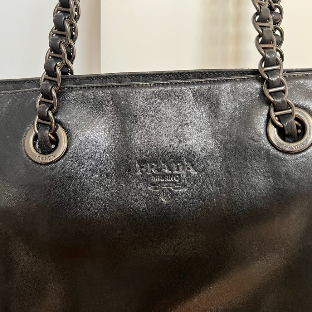 Black purse "Prada"style